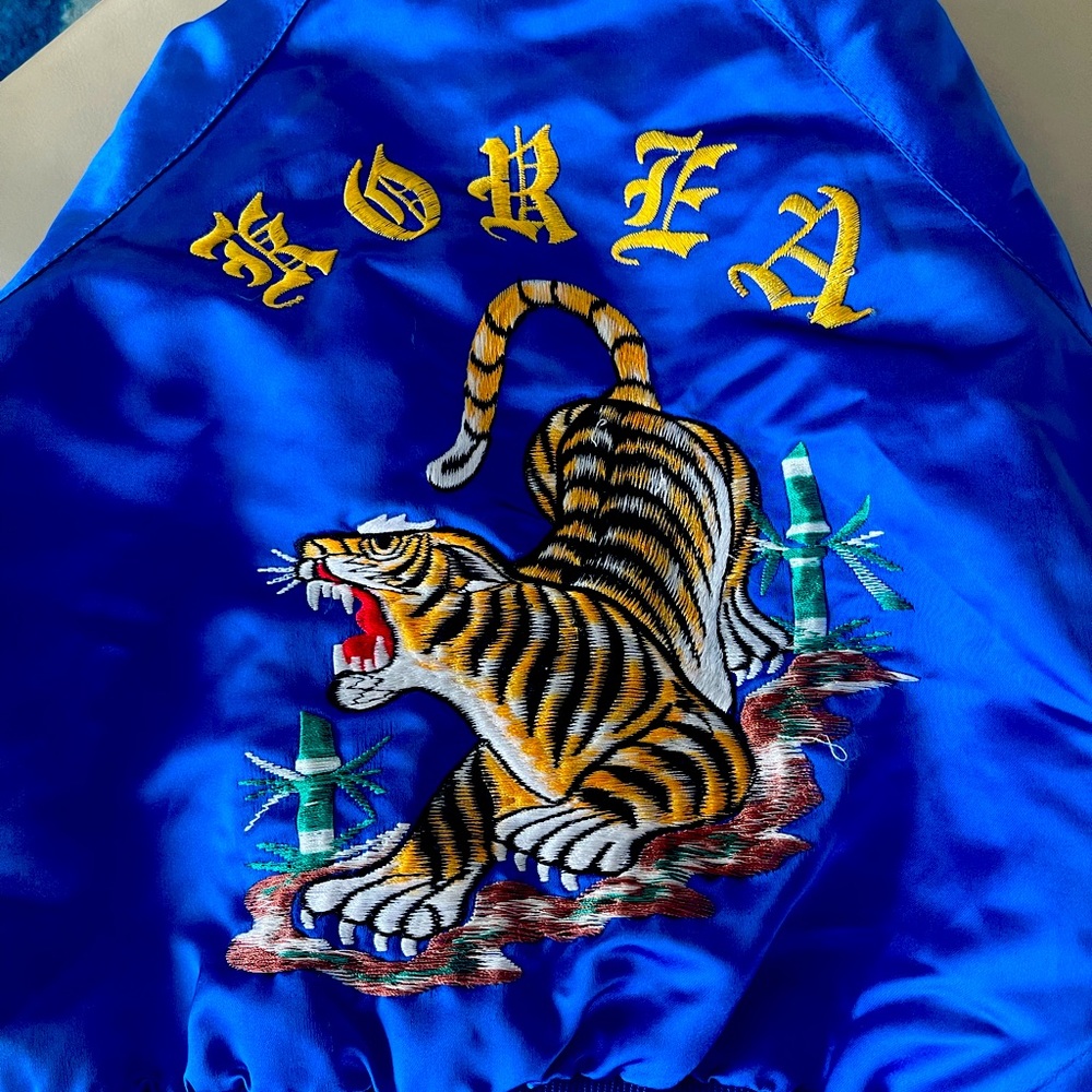 Infant 1-2 months vintage jacket -Korea, great detail